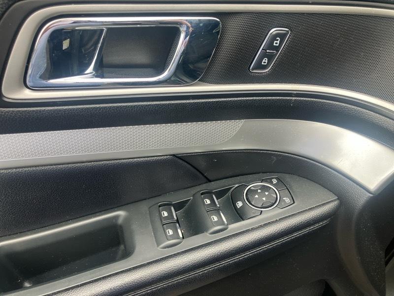 Ford Explorer XLT 4WD 2016