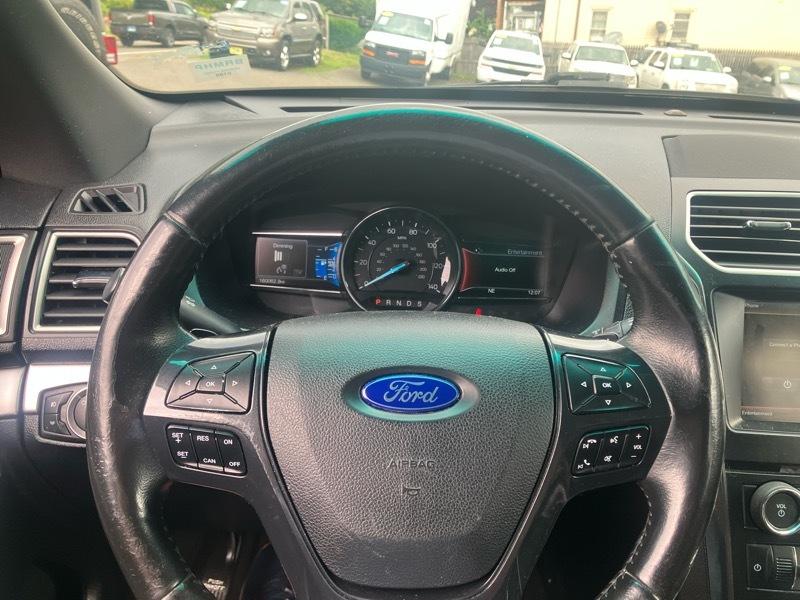 Ford Explorer XLT 4WD 2016