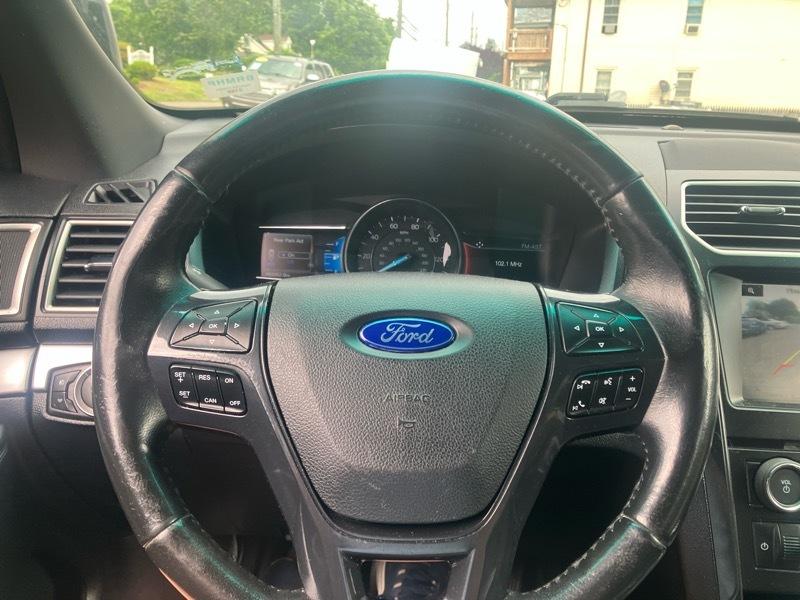 Ford Explorer XLT 4WD 2016