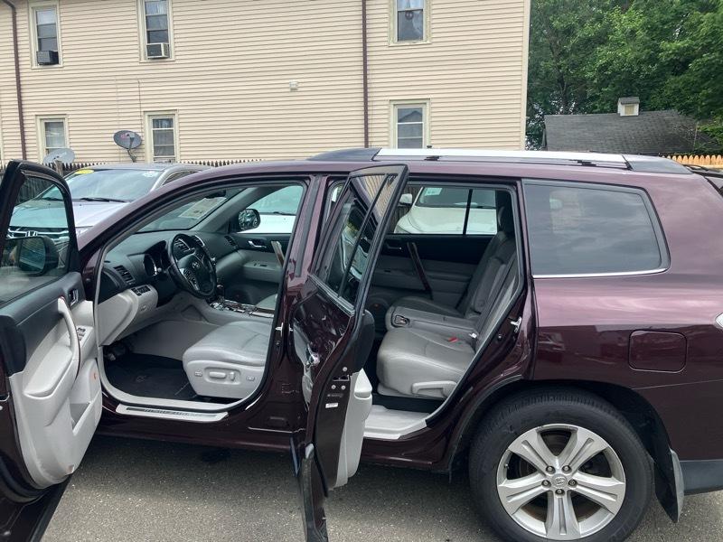 Toyota Highlander Limited 4WD 2012