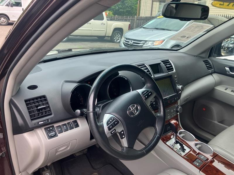Toyota Highlander Limited 4WD 2012