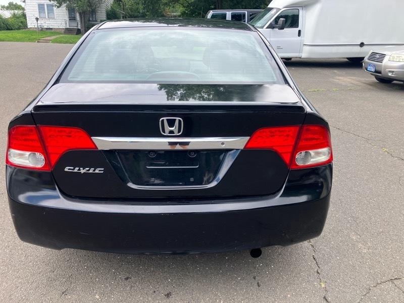 Honda Civic LX-S Sedan 5-Speed AT 2010
