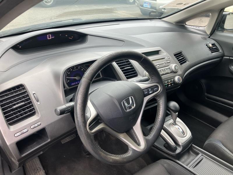 Honda Civic LX-S Sedan 5-Speed AT 2010