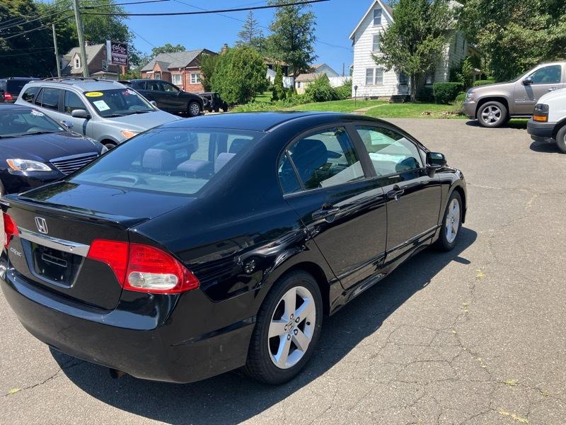Honda Civic LX-S Sedan 5-Speed AT 2010