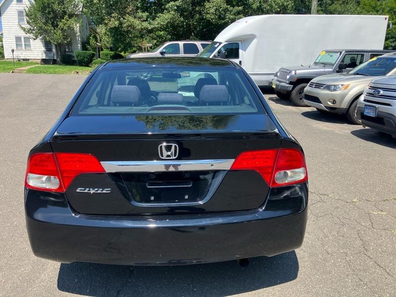 Honda Civic LX-S Sedan 5-Speed AT 2010