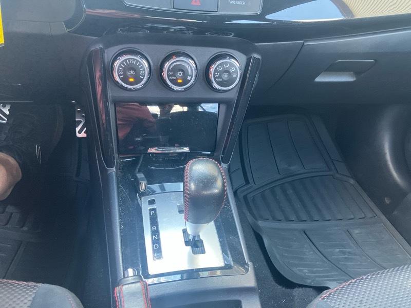 Mitsubishi Lancer LE 2.0 FWD CVT 2017
