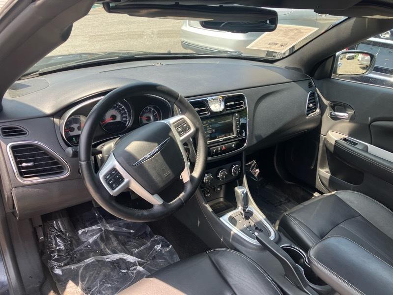 Chrysler 200 Limited Convertible 2012