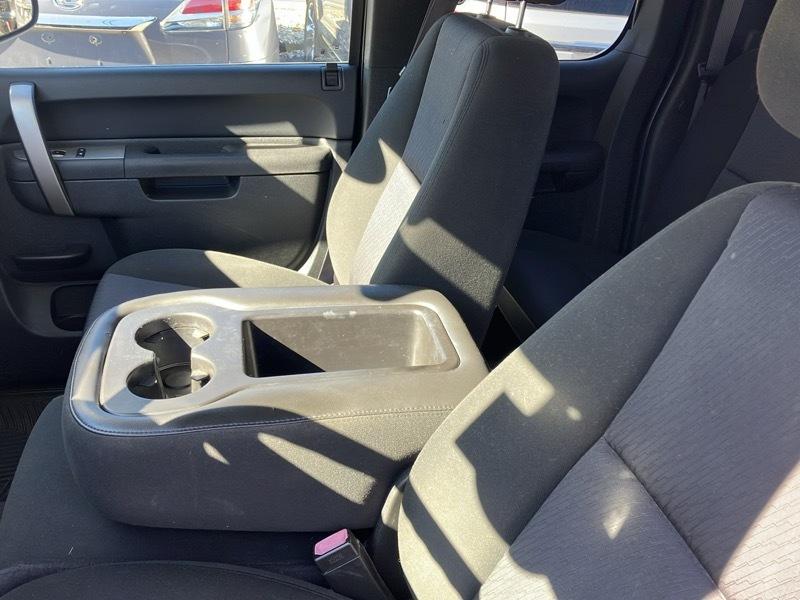 Chevrolet Silverado 1500 LS Extended Cab 4WD 2011