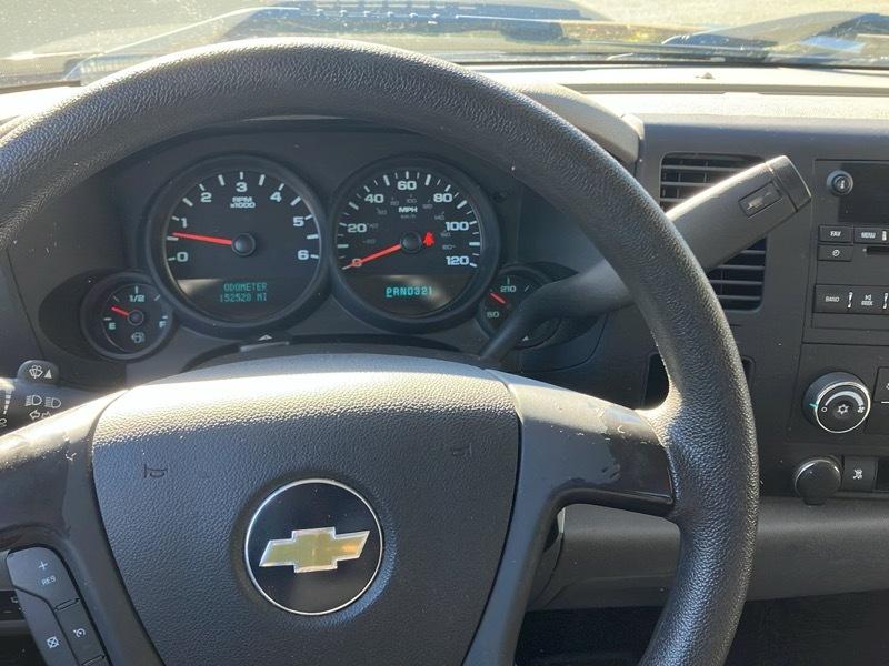 Chevrolet Silverado 1500 LS Extended Cab 4WD 2011