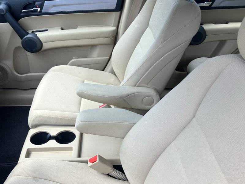 Honda CR-V LX 4WD 5-Speed AT 2010