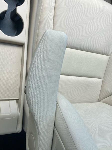 Honda CR-V LX 4WD 5-Speed AT 2010