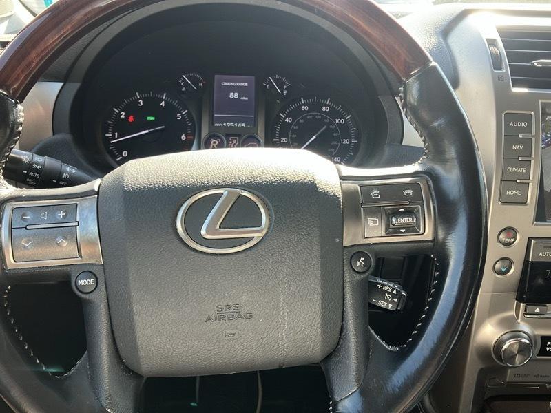 Lexus GX 460 4WD 4dr Luxury 2016