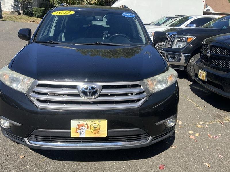 Toyota Highlander Base 4WD 2013