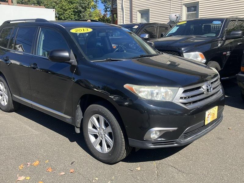 Toyota Highlander Base 4WD 2013
