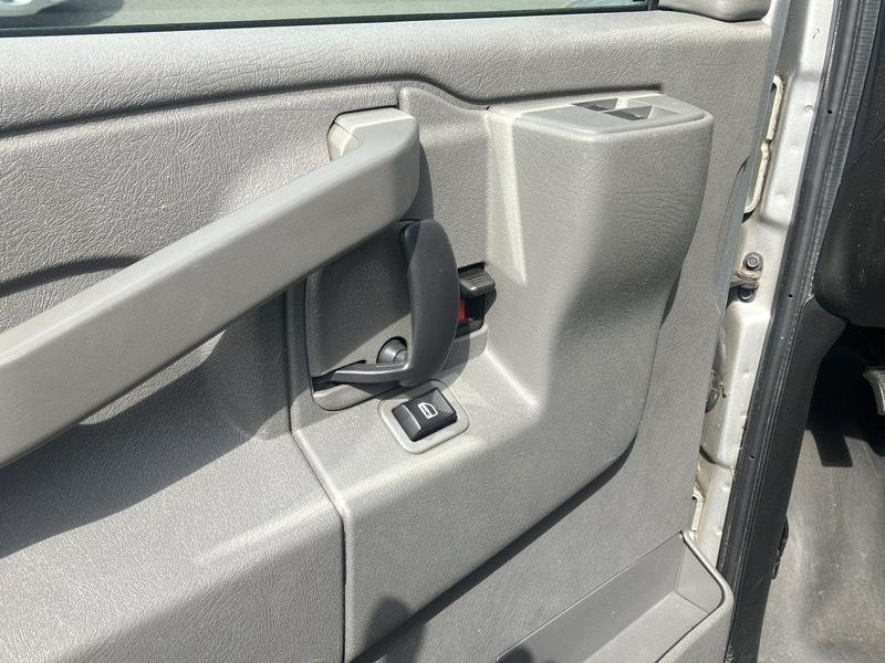 Chevrolet Express LS 3500 2017