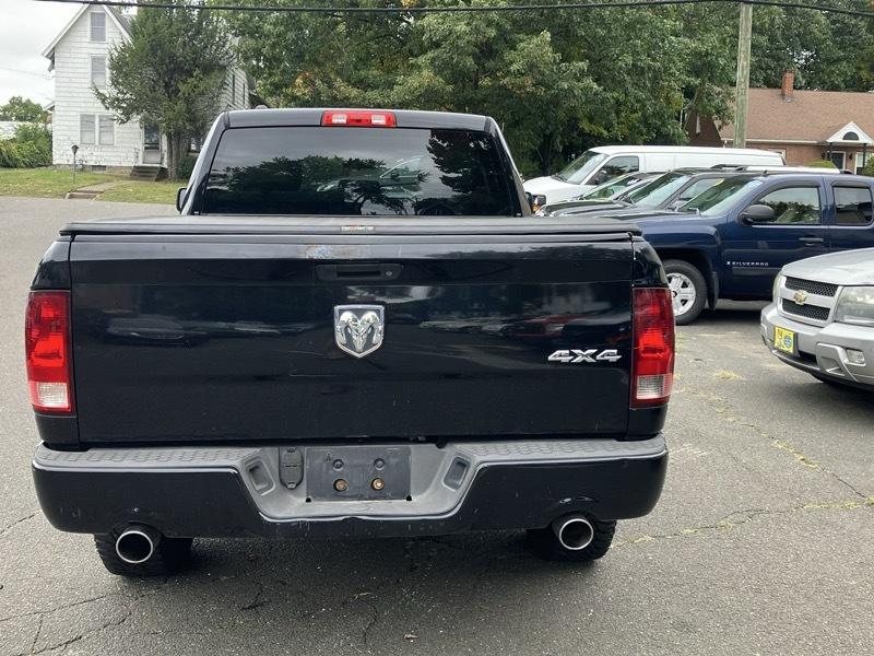 RAM 1500 Tradesman Quad Cab 4WD 2013