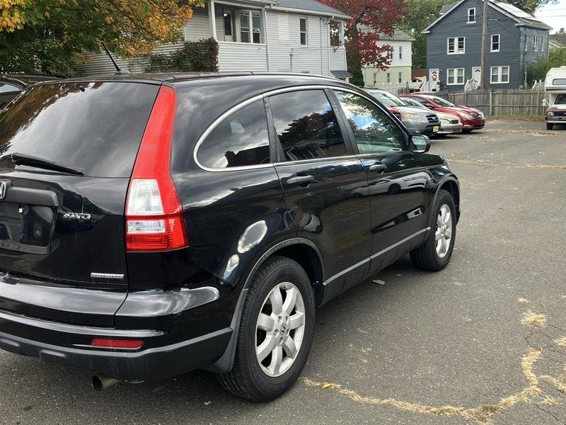 Honda CR-V SE 4WD 5-Speed AT 2011