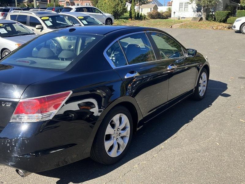 Honda Accord EX-L V-6 Sedan AT 2010