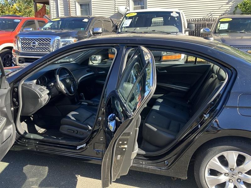 Honda Accord EX-L V-6 Sedan AT 2010