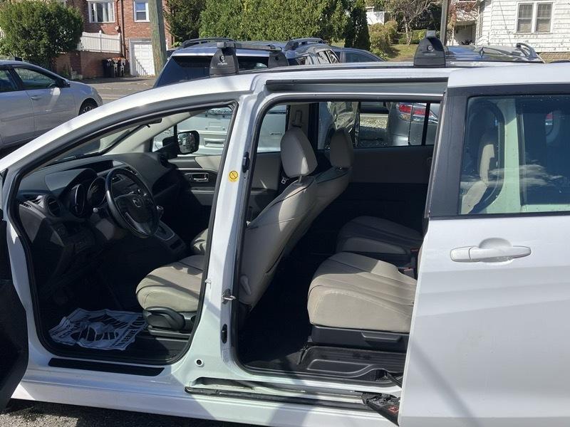 Mazda MAZDA5 Grand Touring 2015