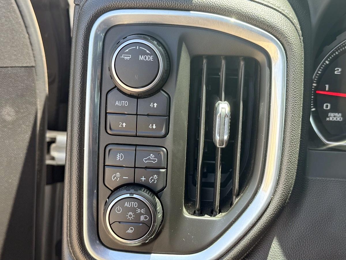 Chevrolet Silverado 1500 LT Trail Boss Crew Cab 4WD 2022