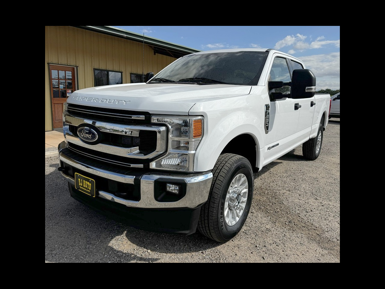 2022 Ford F-250 SD XLT Crew Cab Short Bed 4WD