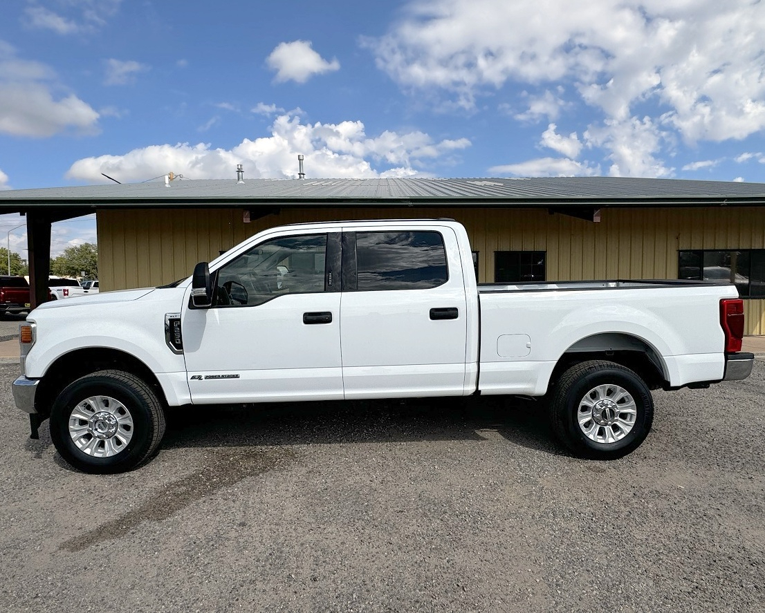 Ford F-250 SD XLT Crew Cab Short Bed 4WD 2022 Ford F-250 SD XLT Crew Cab Short Bed 4WD 2022