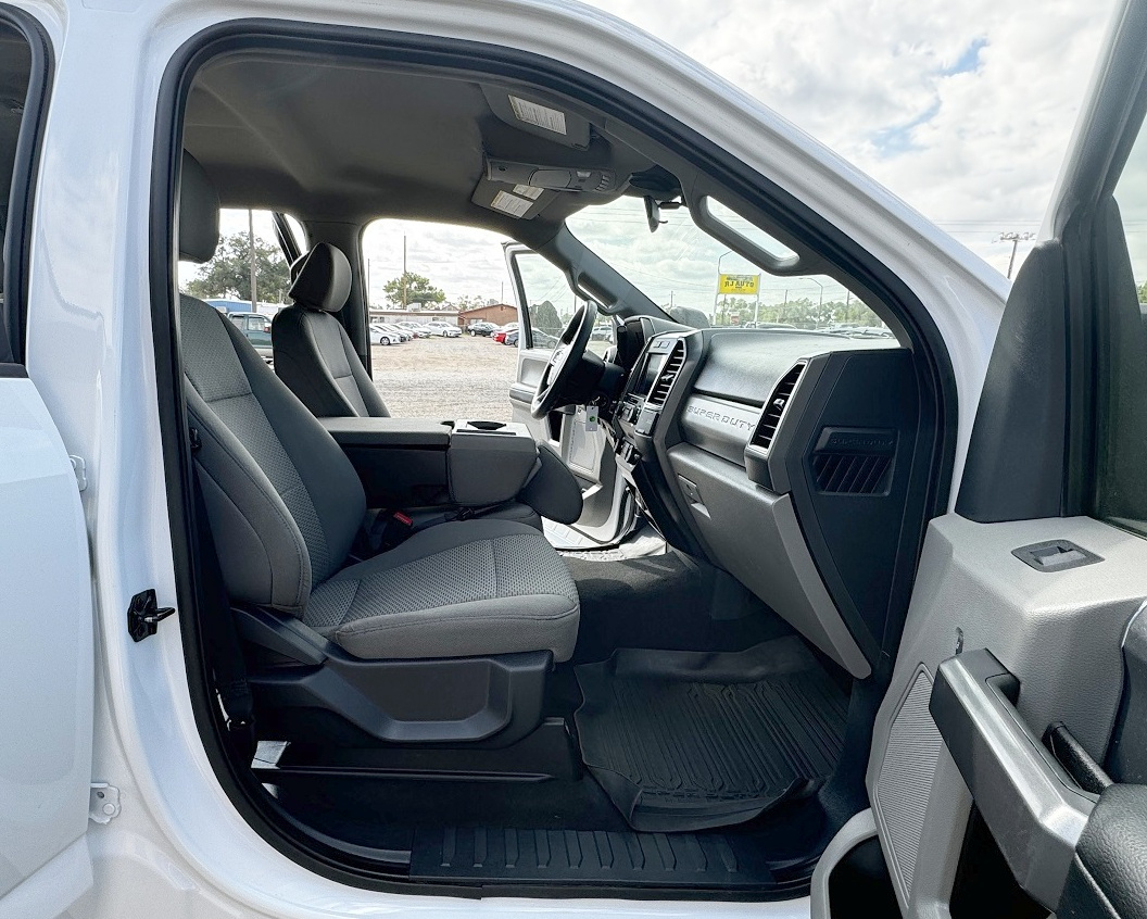 Ford F-250 SD XLT Crew Cab Short Bed 4WD 2022 Ford F-250 SD XLT Crew Cab Short Bed 4WD 2022