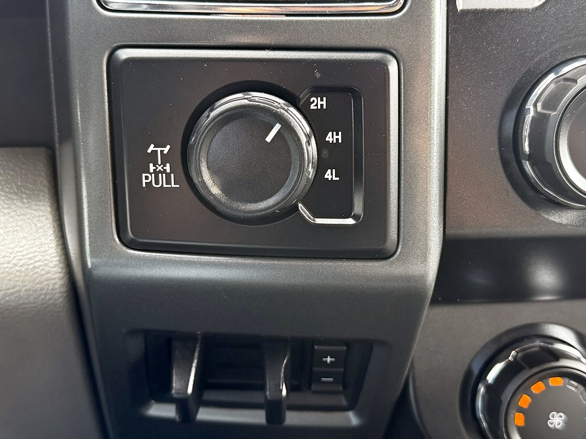 Ford F-250 SD XLT Crew Cab Short Bed 4WD 2022 Ford F-250 SD XLT Crew Cab Short Bed 4WD 2022