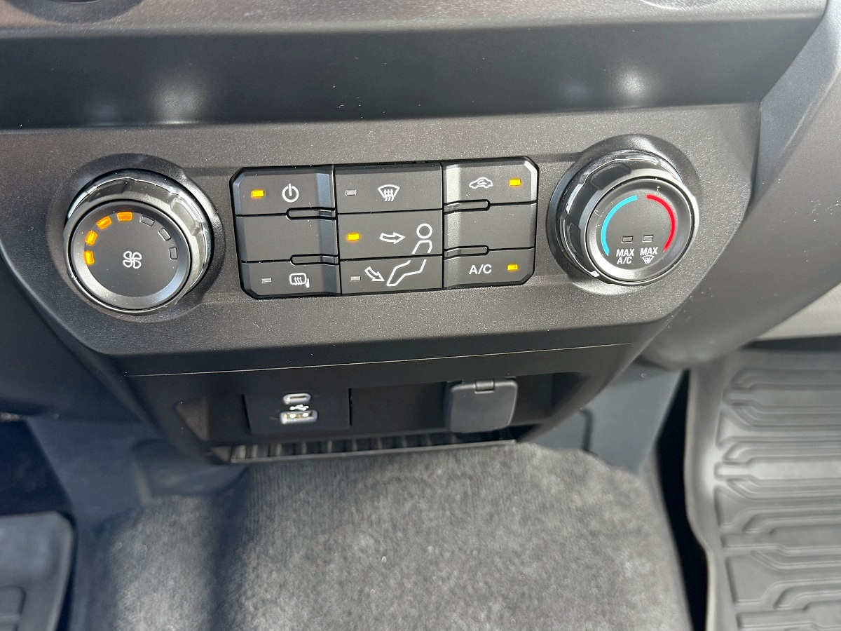 Ford F-250 SD XLT Crew Cab Short Bed 4WD 2022 Ford F-250 SD XLT Crew Cab Short Bed 4WD 2022