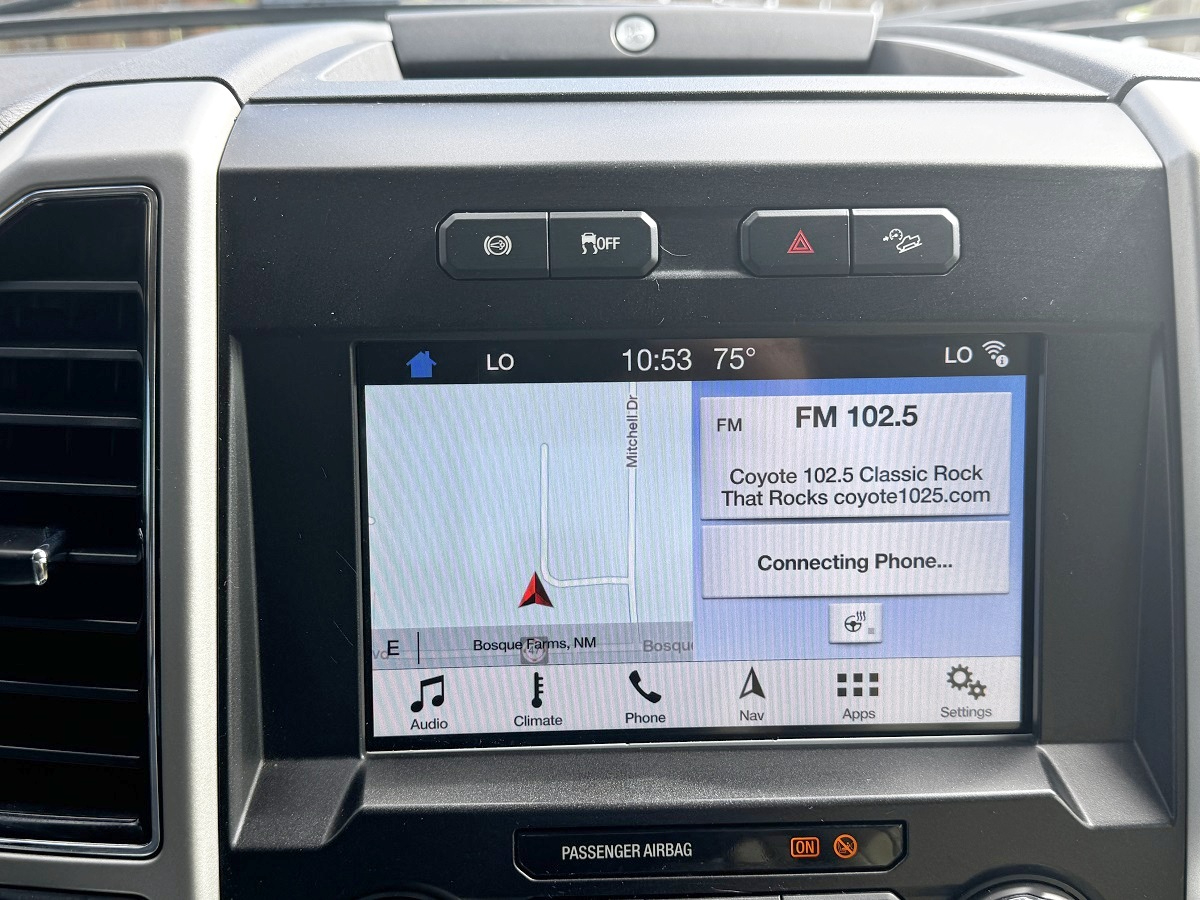 Ford F-250 SD Lariat Crew Cab Short Bed 4WD 2019 Ford F-250 SD Lariat Crew Cab Short Bed 4WD 2019