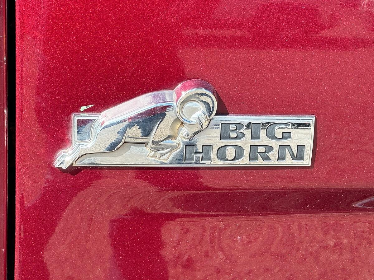 RAM 1500 SLT Quad Cab 4WD 2018