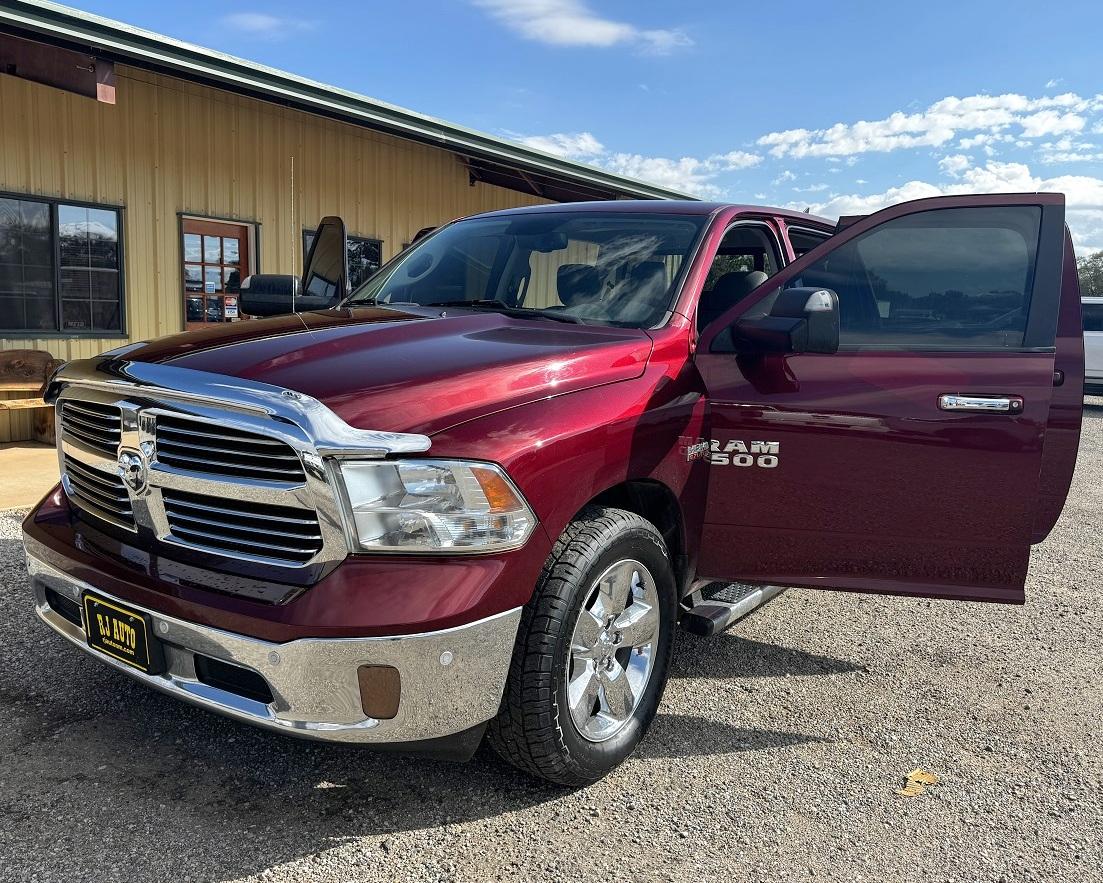 RAM 1500 SLT Quad Cab 4WD 2018