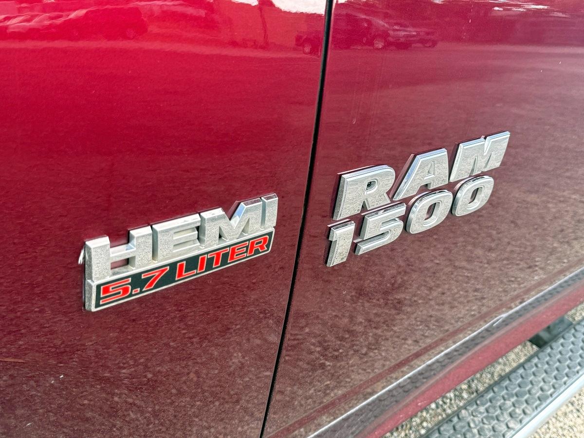 RAM 1500 SLT Quad Cab 4WD 2018