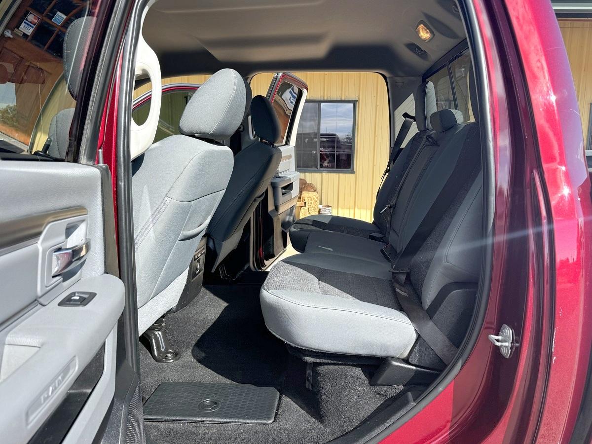 RAM 1500 SLT Quad Cab 4WD 2018