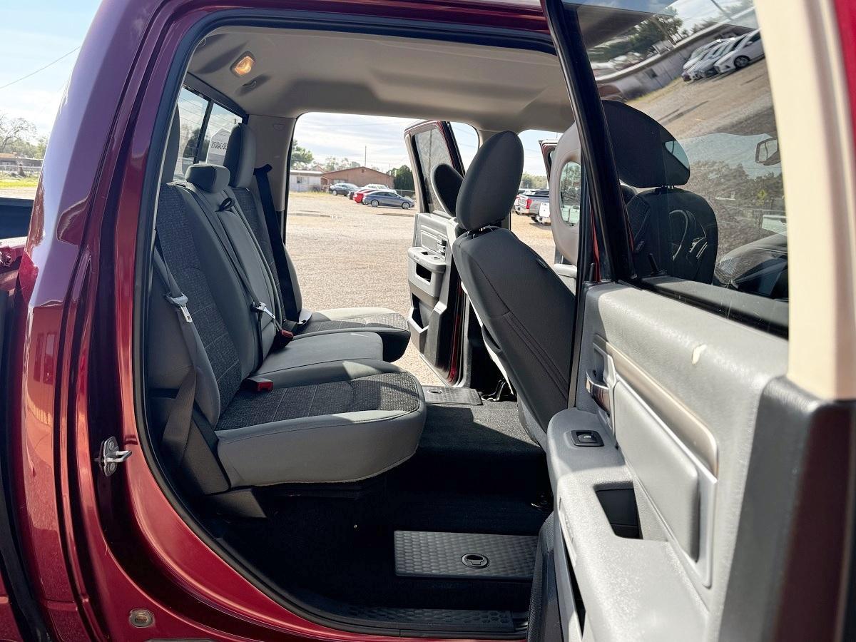 RAM 1500 SLT Quad Cab 4WD 2018