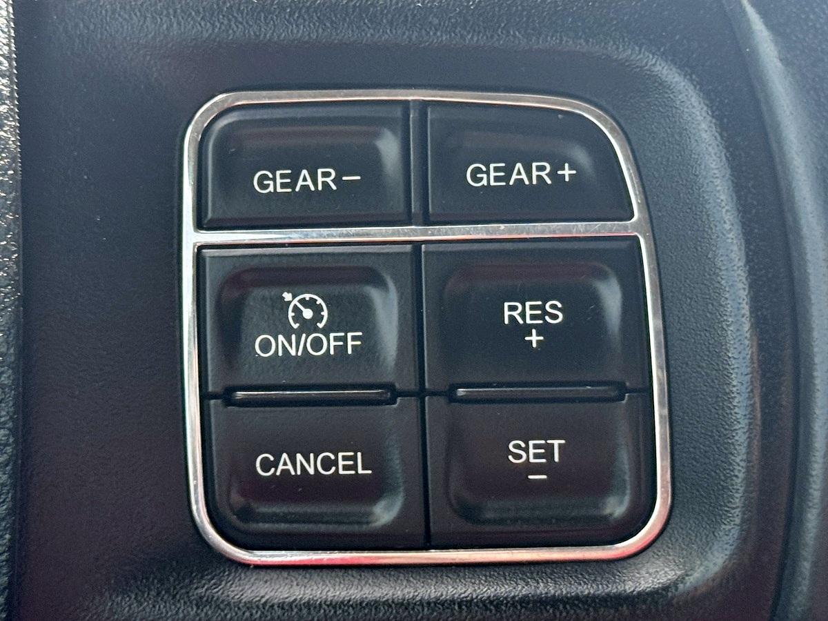 RAM 1500 SLT Quad Cab 4WD 2018