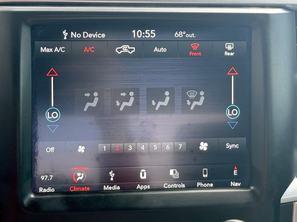 RAM 1500 SLT Quad Cab 4WD 2018