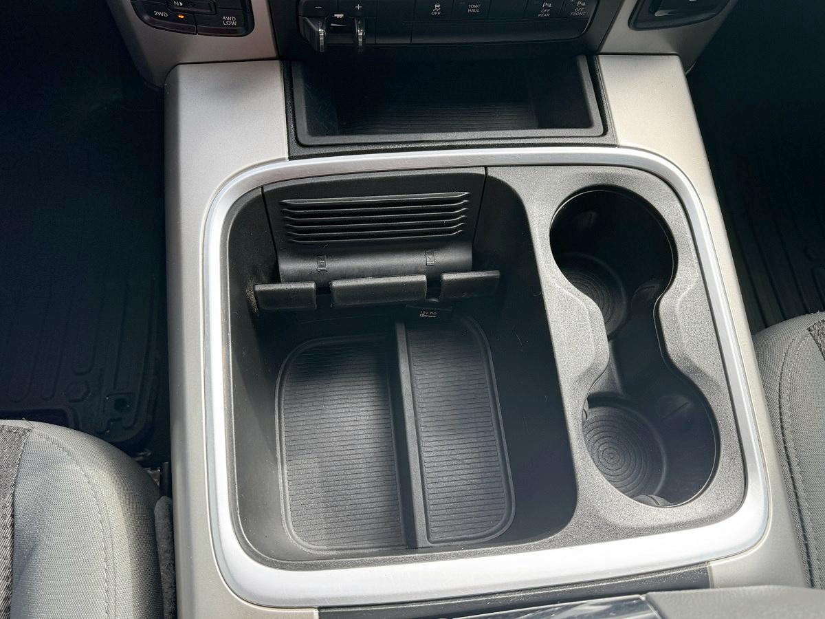 RAM 1500 SLT Quad Cab 4WD 2018