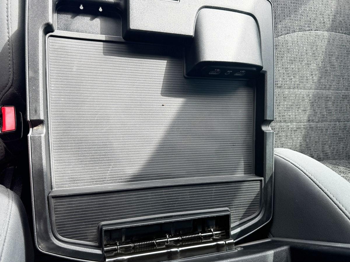 RAM 1500 SLT Quad Cab 4WD 2018