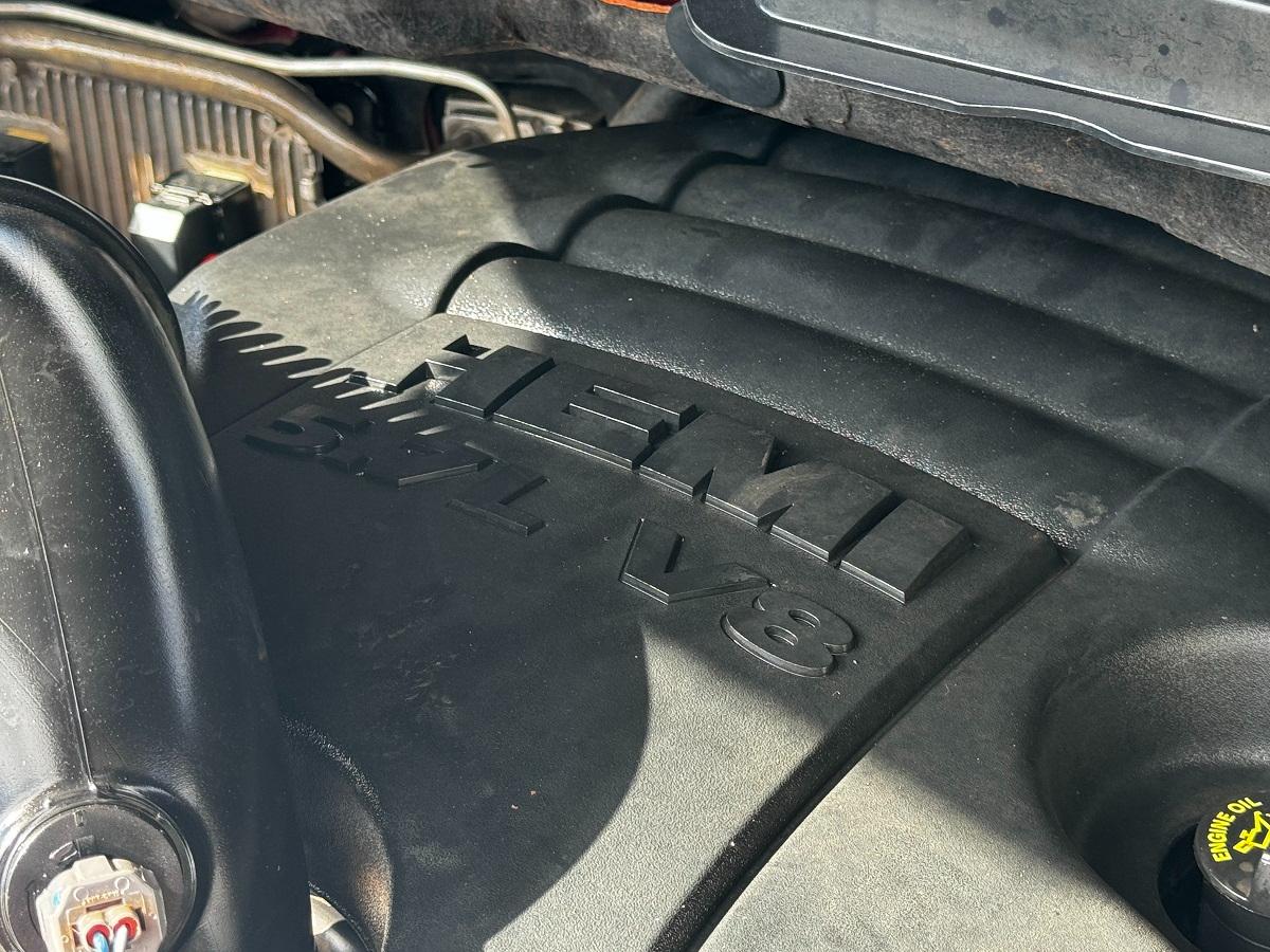 RAM 1500 SLT Quad Cab 4WD 2018