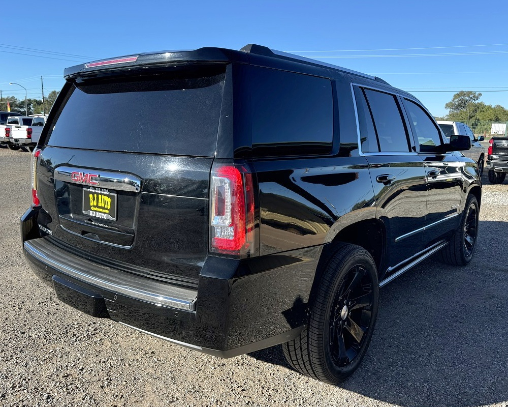 GMC Yukon Denali 4WD 2016 GMC Yukon Denali 4WD 2016