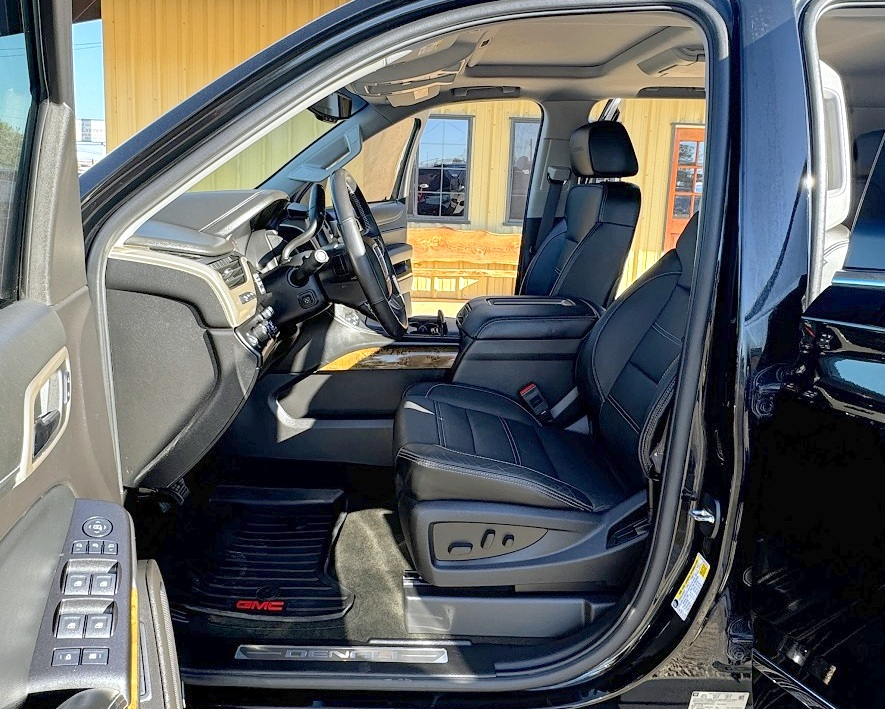 GMC Yukon Denali 4WD 2016 GMC Yukon Denali 4WD 2016