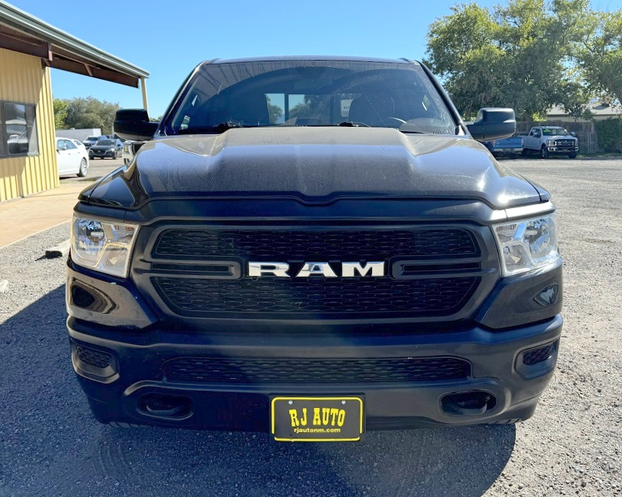 RAM 1500 Tradesman Crew Cab SB 4WD 2022 RAM 1500 Tradesman Crew Cab SB 4WD 2022