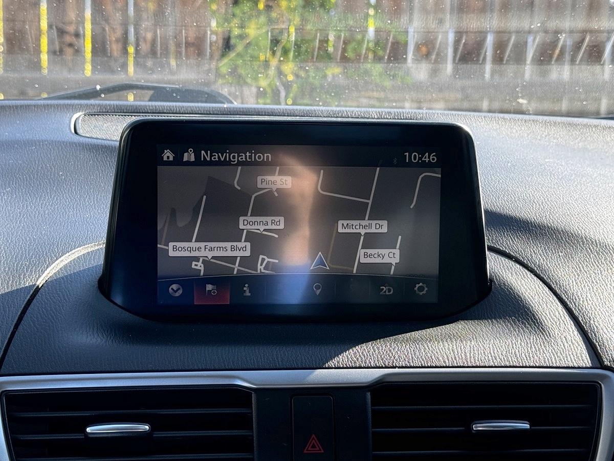 Mazda MAZDA3 i Touring AT 4-Door 2017 Mazda MAZDA3 i Touring AT 4-Door 2017