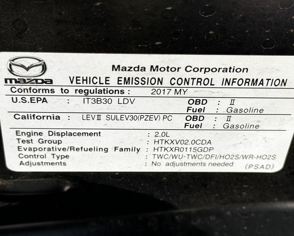 Mazda MAZDA3 i Touring AT 4-Door 2017 Mazda MAZDA3 i Touring AT 4-Door 2017