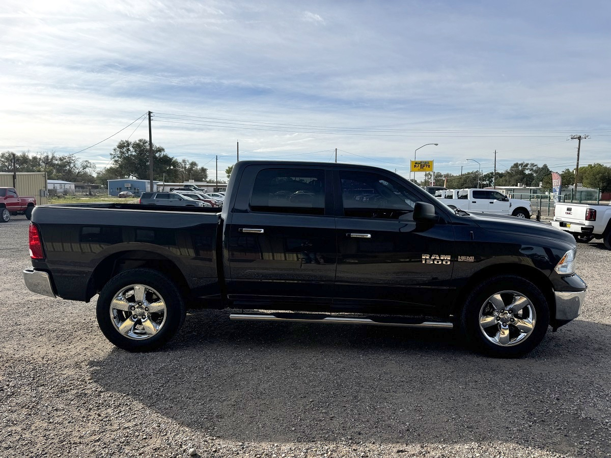 RAM 1500 Big Horn Crew Cab 4WD SWB 2015 RAM 1500 Big Horn Crew Cab 4WD SWB 2015