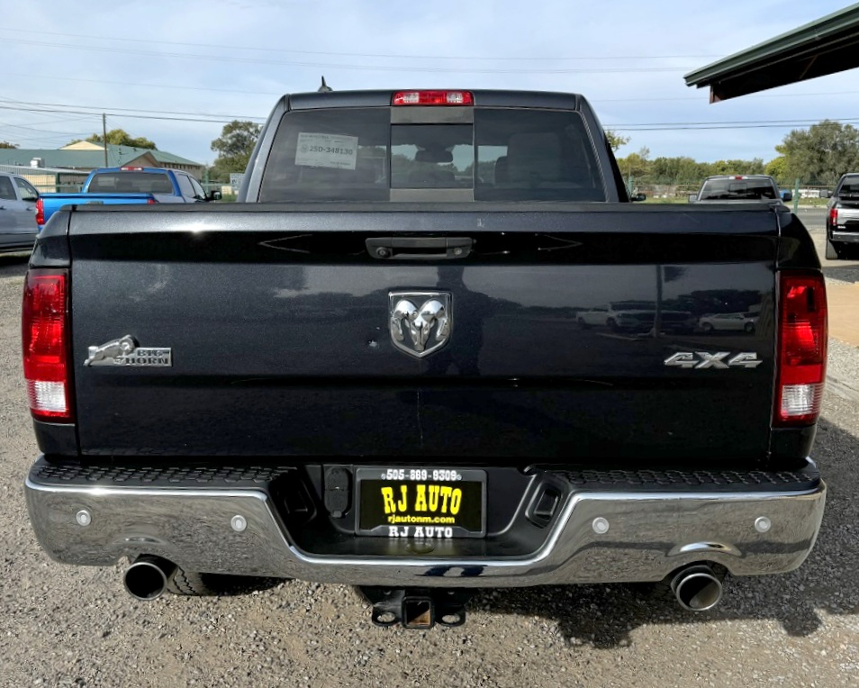 RAM 1500 Big Horn Crew Cab 4WD SWB 2015 RAM 1500 Big Horn Crew Cab 4WD SWB 2015