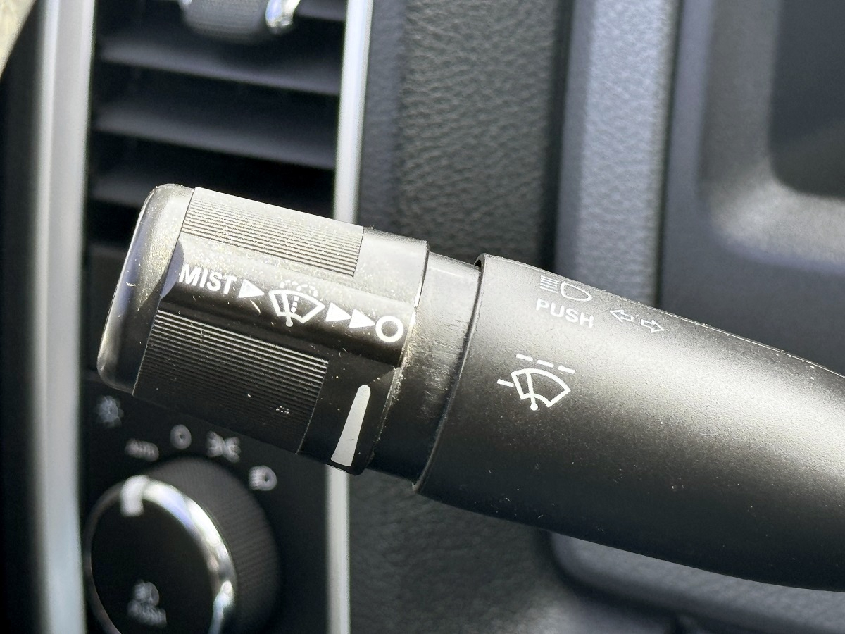 RAM 1500 Big Horn Crew Cab 4WD SWB 2015 RAM 1500 Big Horn Crew Cab 4WD SWB 2015