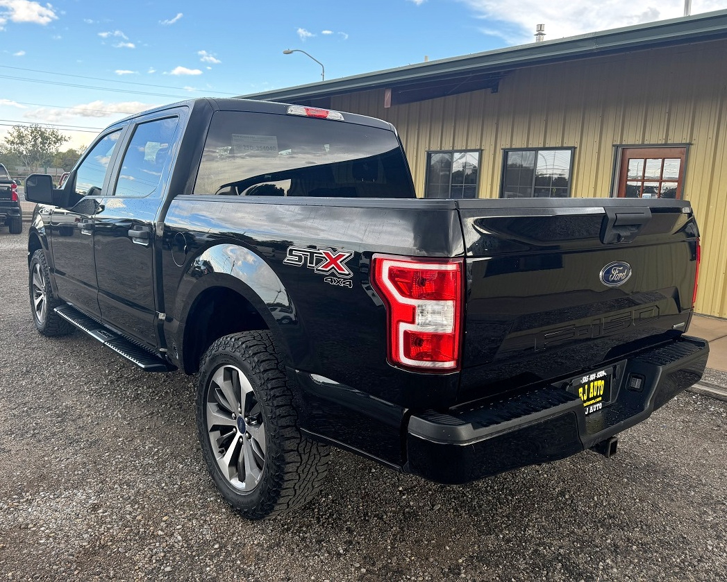 Ford F-150 STX 4WD SuperCrew 5.5' Box 2019 Ford F-150 STX 4WD SuperCrew 5.5' Box 2019